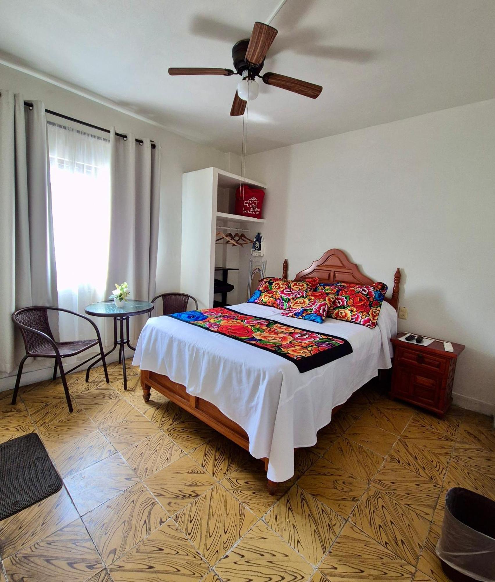 Hotel Catalina Orizaba  Bilik gambar